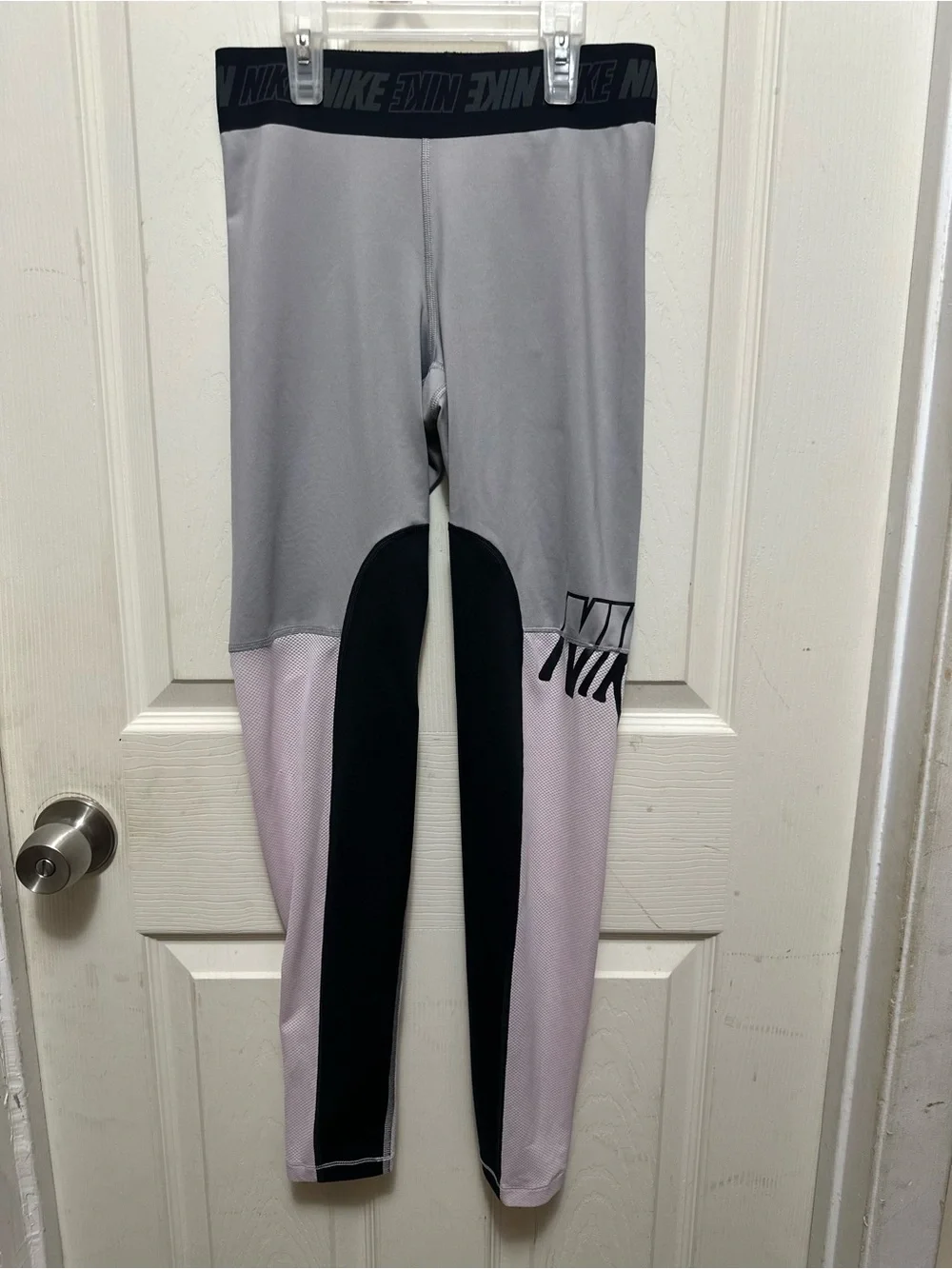 Nike Dri-FIT Women's Color-Block Mesh Training Leggings – Size S